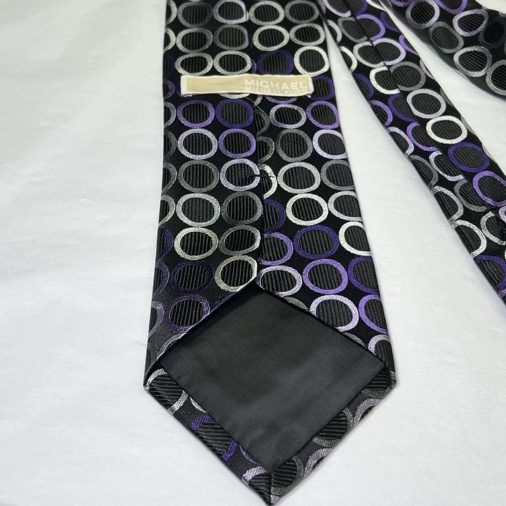 MICHAEL KORS Men's 100% Polyester Tie Purple Geometric‎ ~ NEW MSRP: $69.50